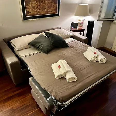 Apartment 3 Minuti A Piedi Metro B Per Centro E Fl1 Fiumicino - La Casa Di Bubi